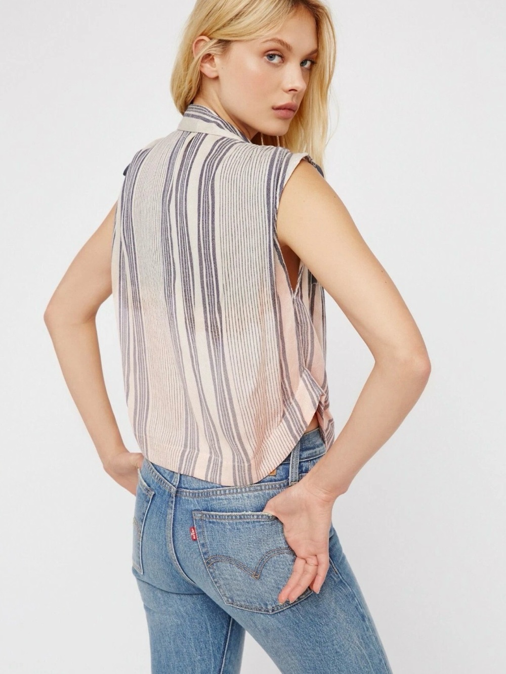 Free People Baby Blues Stripe Button-Down in Blush and Blue Ombré. Size M - Picture 2 of 6
